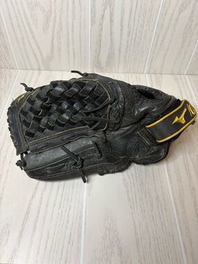 Vintage Black Leather Baseball Glove Nursery Decor Man Cave Right Catchers Mitt